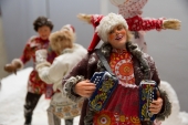 В КемГИК открылась выставка кукол ручной работы